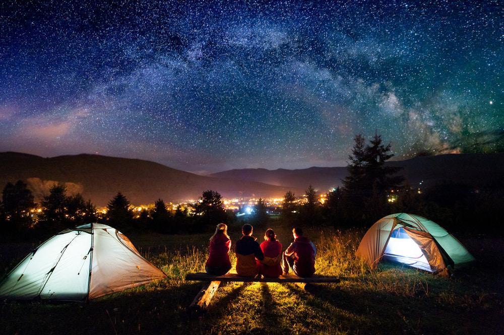 lampe de poche de camping : TOP 5 des lampes de poche à acheter en 2023 